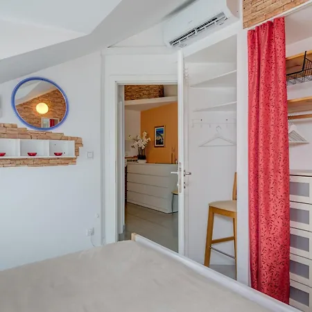 Sea View Mouth Cetina شقة أوميس
