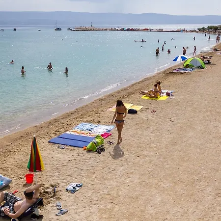 Sea View Mouth Cetina * أوميس